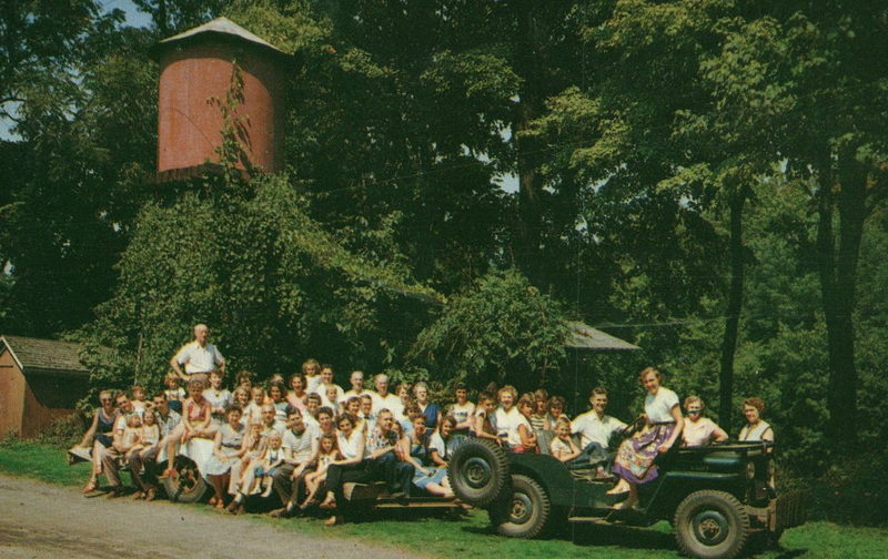 Pennellwood Resort - Vintage Postcard